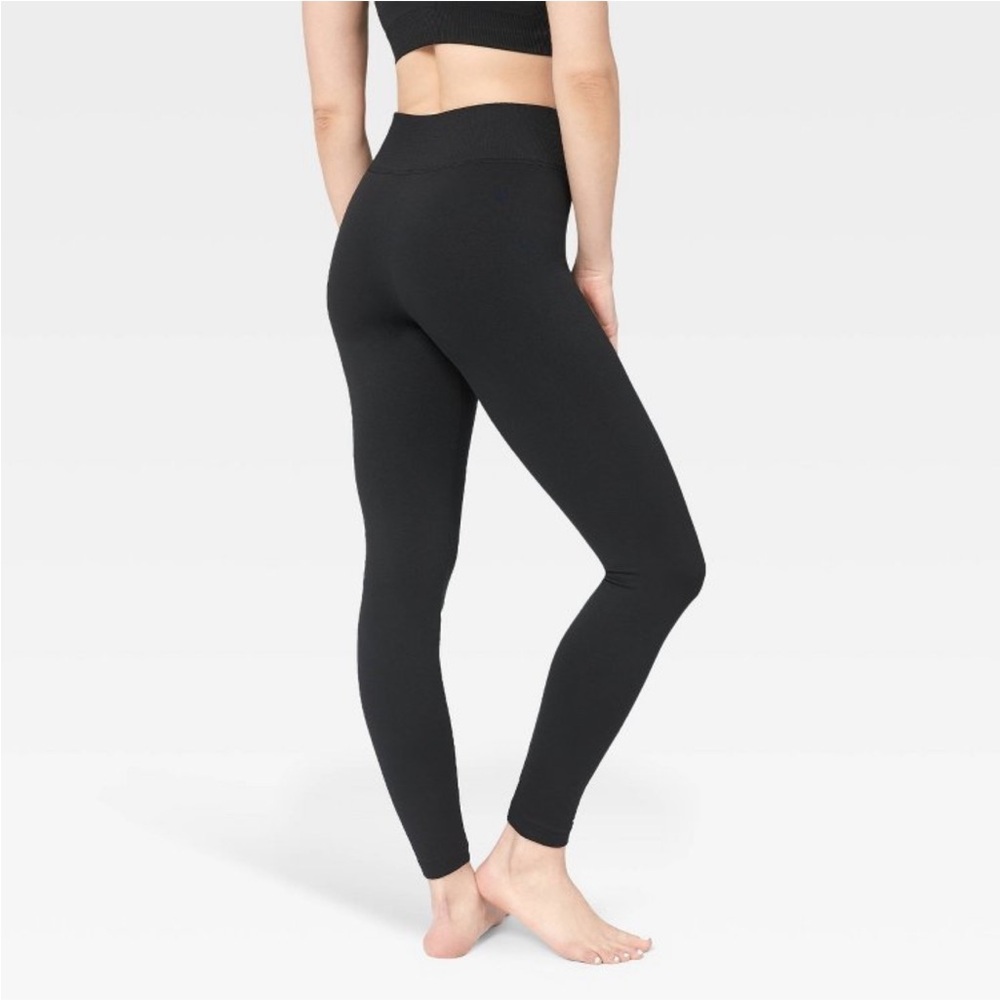 Black Victoria Velvet Leggings - Picture 2 of 5